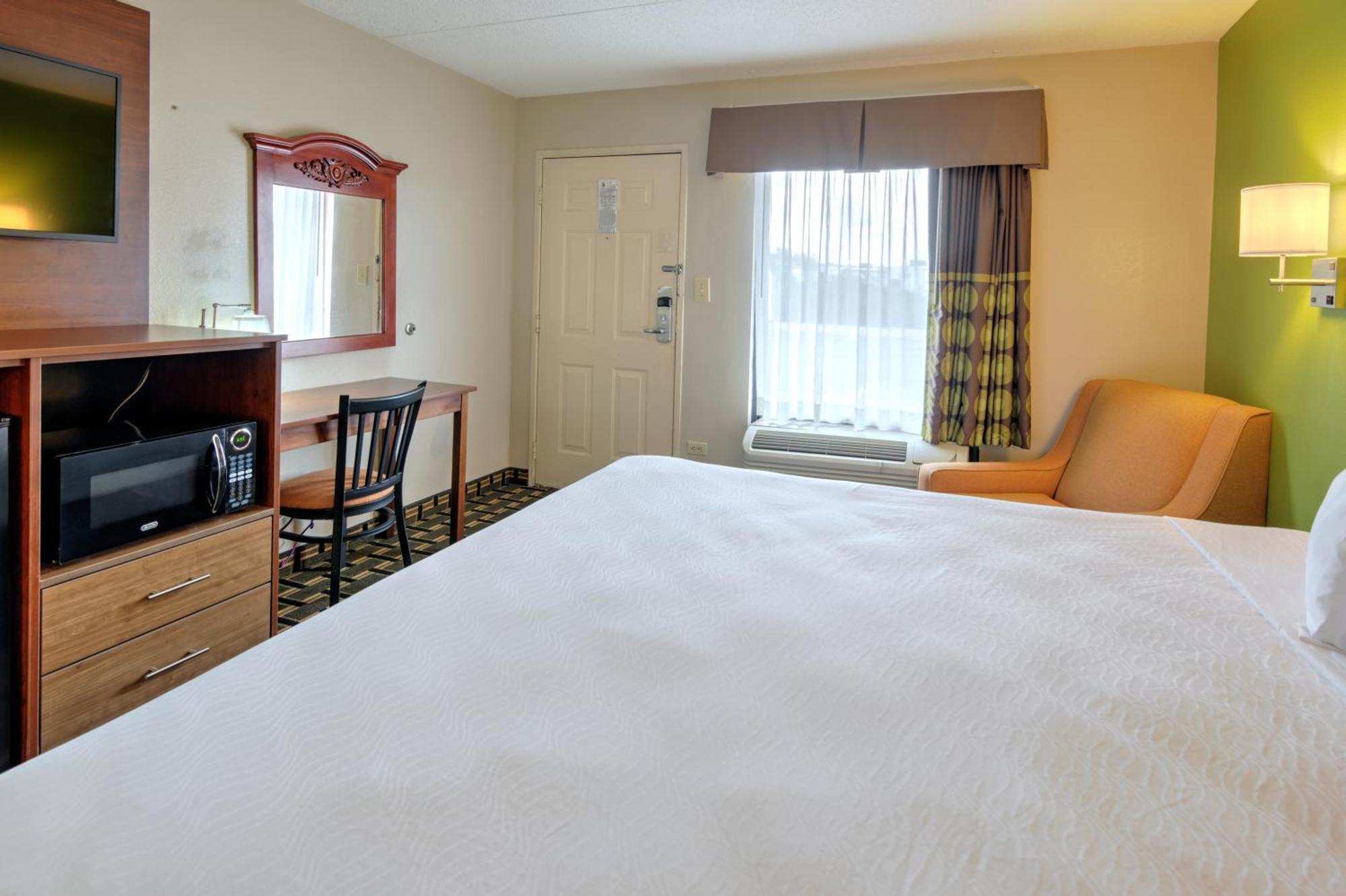 Super 8 By Wyndham Knoxville West/Farragut Esterno foto