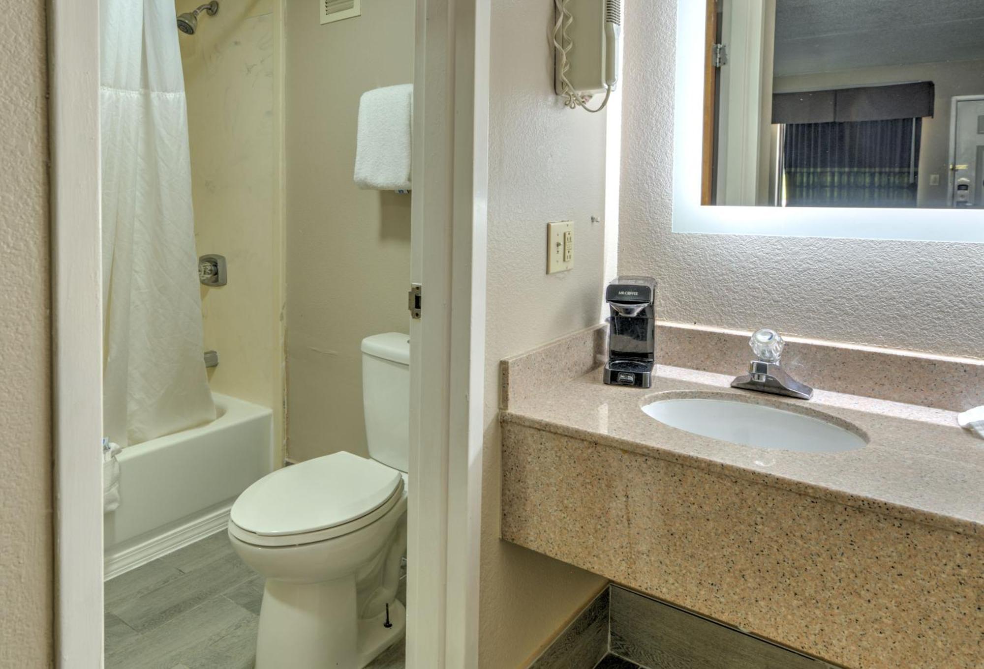 Super 8 By Wyndham Knoxville West/Farragut Esterno foto